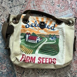 Canvas Farm Print Shoulder Bag